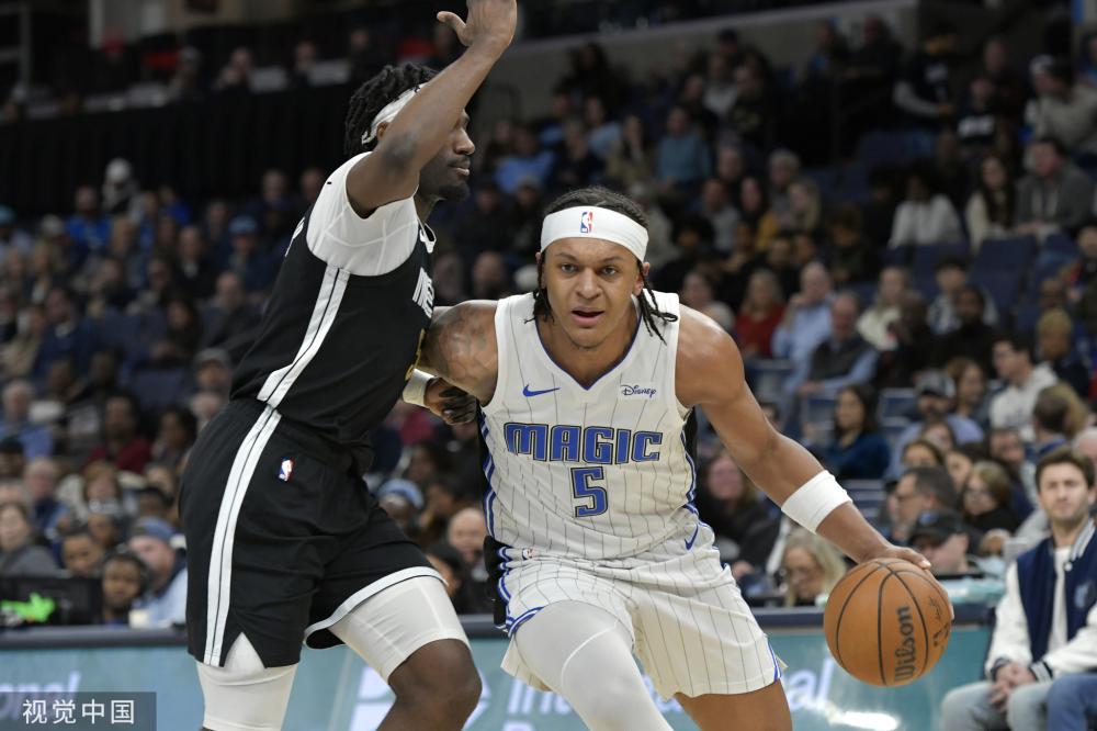 保持沉默 保持沉默